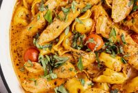Creamy Chicken Tortellini Recipe with Garlic Parmesan Sauce