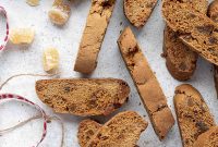 Vegan Gingerbread Biscotti Recipe for Crunchy Holiday Cookies