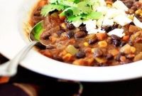 Hearty Sweet Potato and Black Bean Chili Recipe