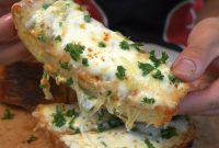 Gochujang Garlic Cheese Bread: Spicy Korean-Style Pull-Apart Loaf