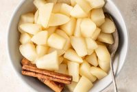 Comforting Stewed Pears Recipe with Warm Spices