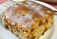 Cinnamon Applesauce Cake Recipe with Moist Spice and Quick Prep
