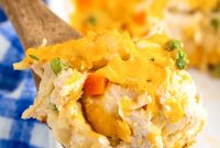 Chicken Pot Pie Bubble-Up Casserole Recipe for Cozy Dinners