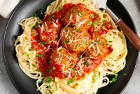 Classic Italian Meatball Recipe: Authentic Sauce & Tips