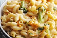 Copycat Panera Broccoli Mac and Cheese Recipe