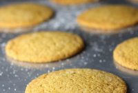 Classic Gingersnap Cookies: Crispy, Spiced Baked Treats