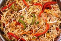 Authentic Egg Hakka Noodles Recipe for Restaurant-Style Flavor