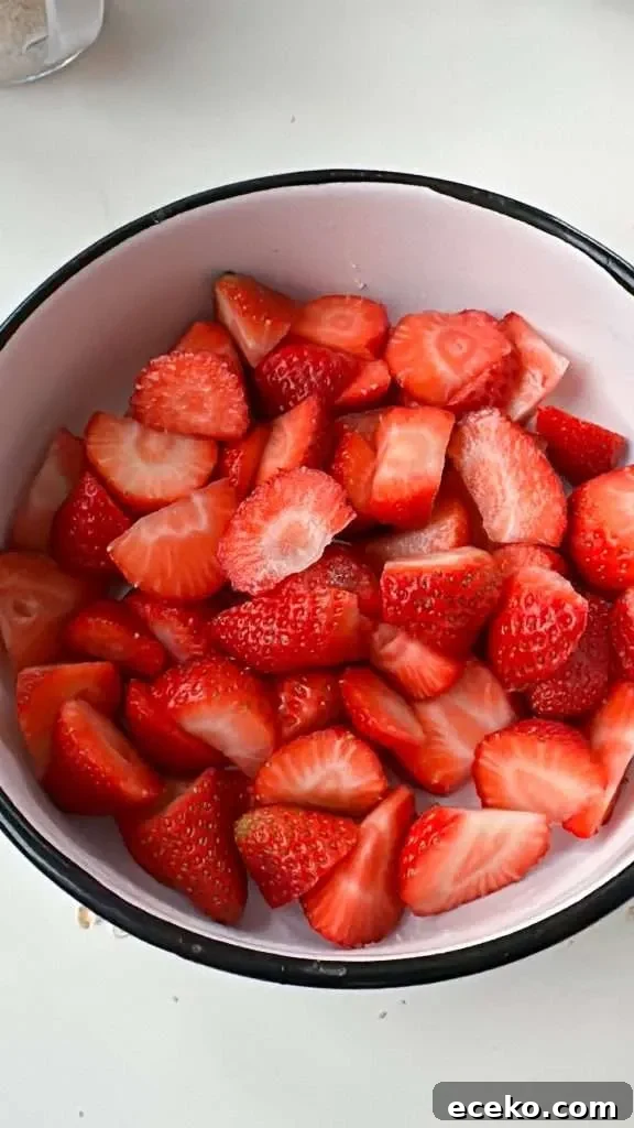 Strawberry Oatmeal Crumble Recipe with Fresh Berries 8 add strawberries