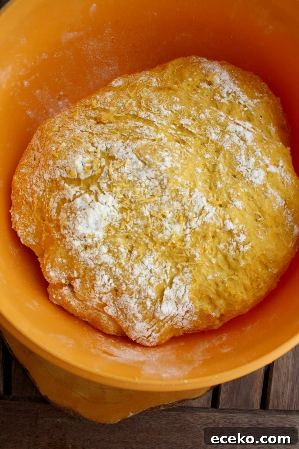 Pumpkin Yeast Bread in a Jar: easy and aromatic pumpkin bread that can be preserved for later. Great homemade gift idea for holidays for your loved ones!