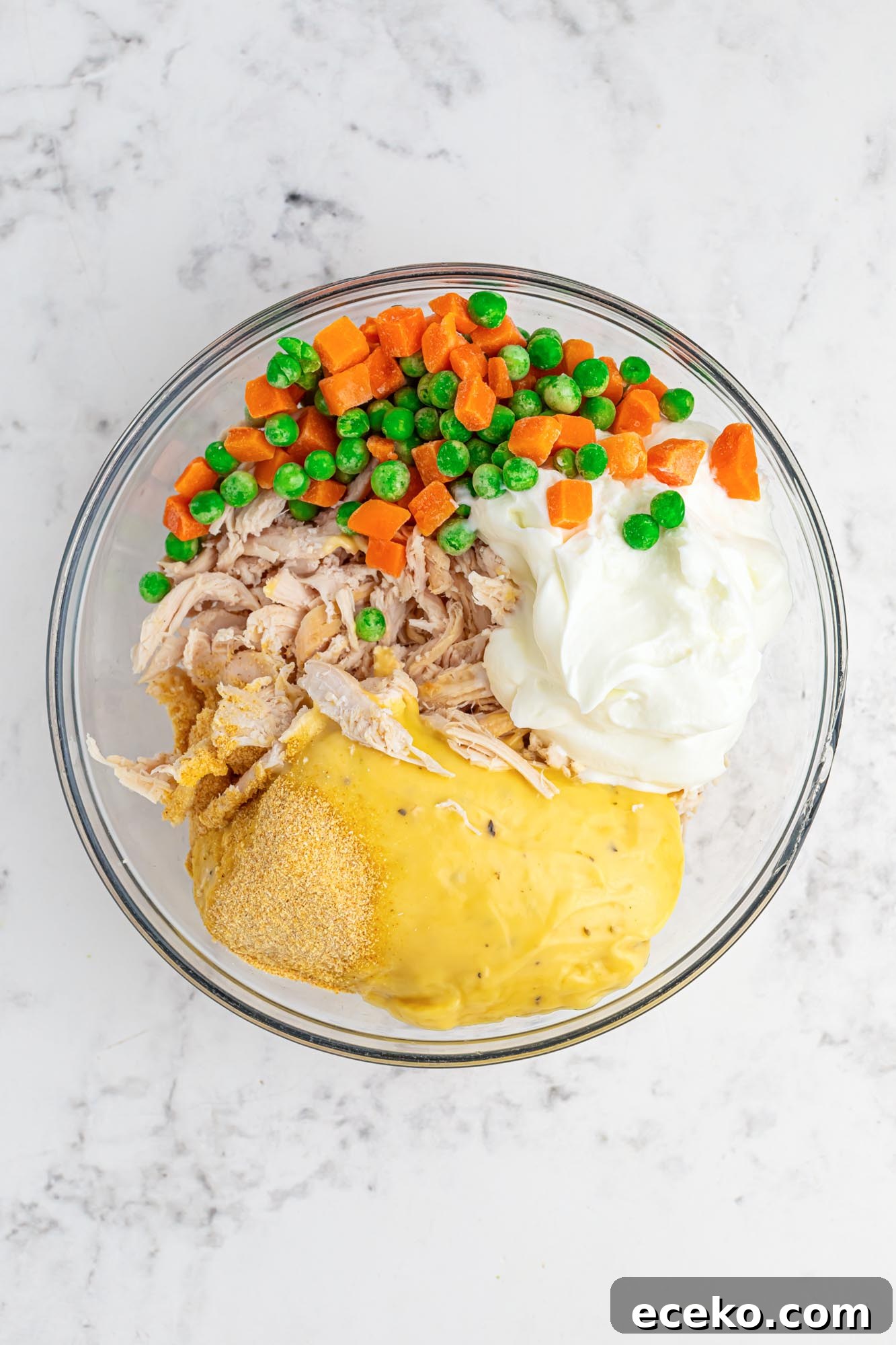 Chicken Pot Pie Bubble-Up Casserole Recipe for Cozy Dinners 5 img 35927 4
