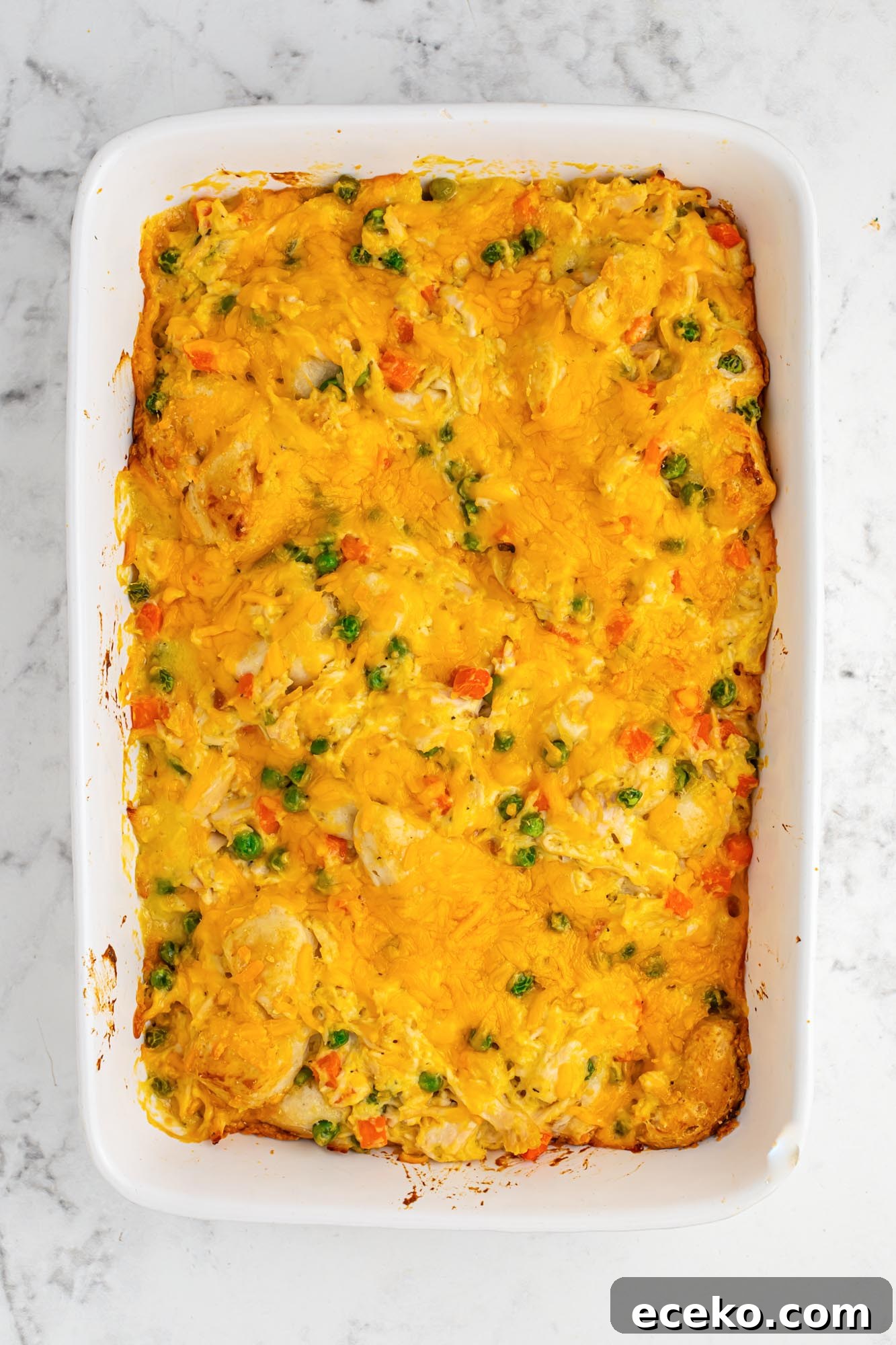 Chicken Pot Pie Bubble-Up Casserole Recipe for Cozy Dinners 8 img 35927 7