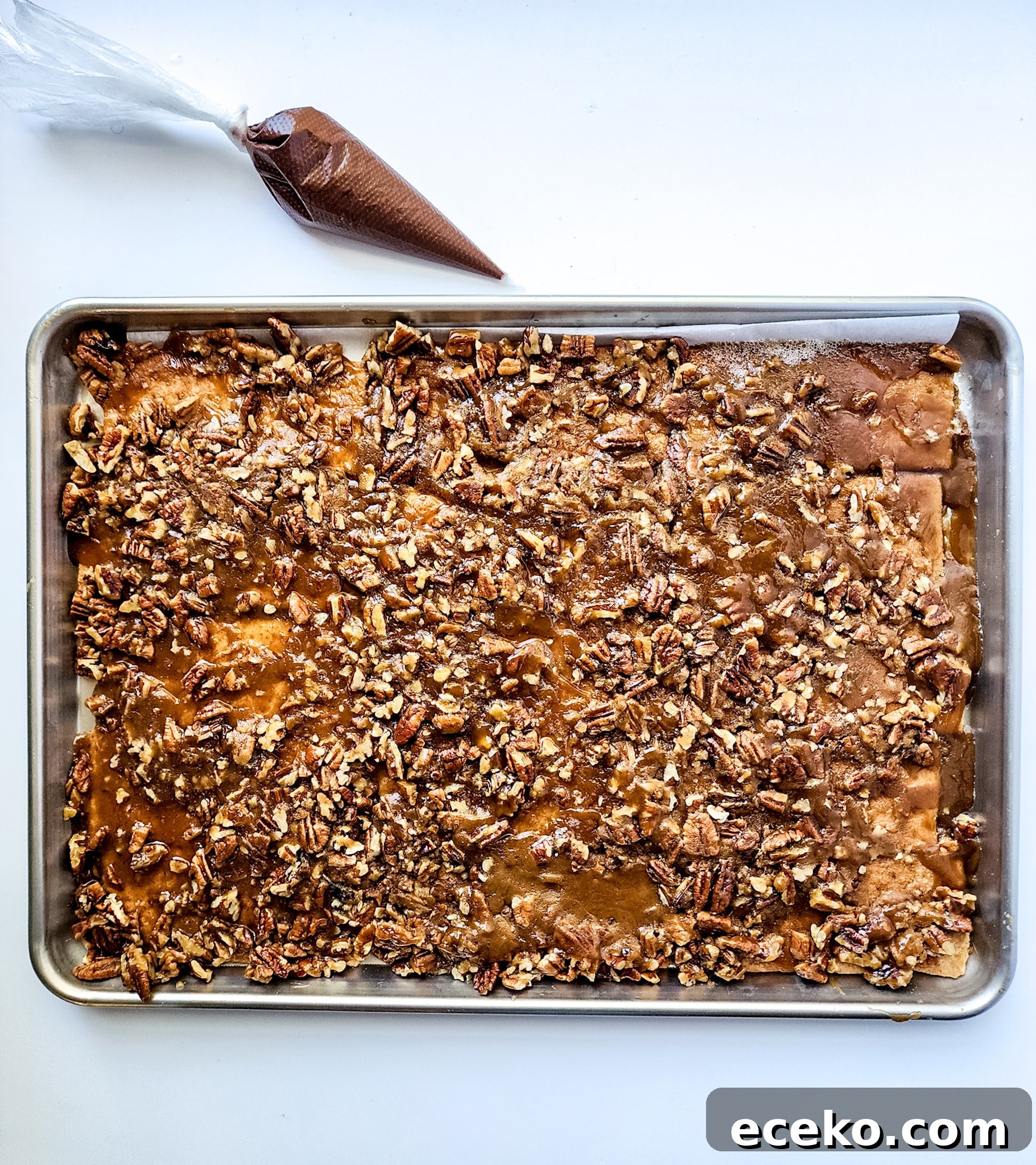 Pecan Pie Bark with Graham Crackers — 5-Ingredient Dessert 7 img 3788 7