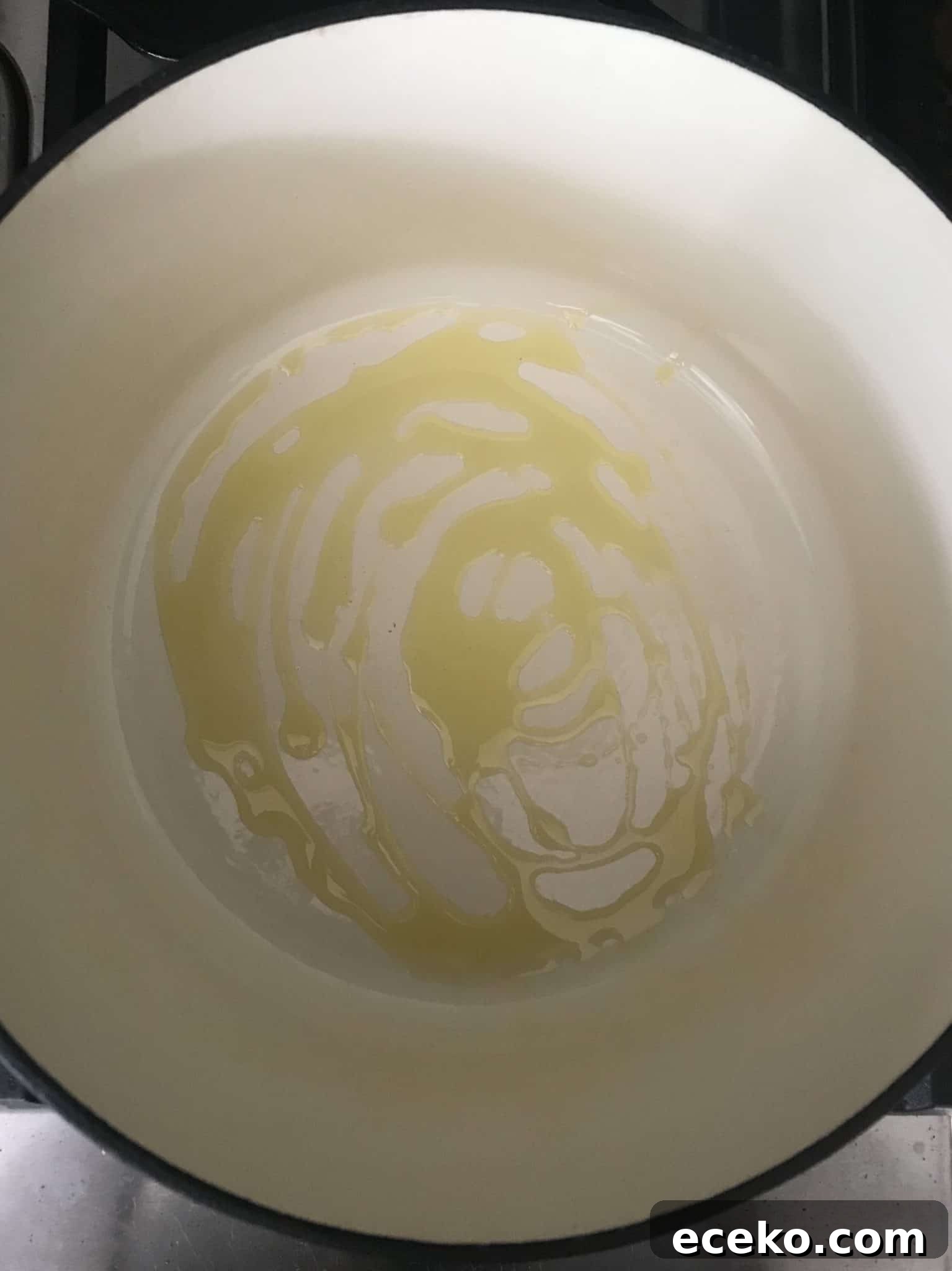 Oil in pan overhead shot
