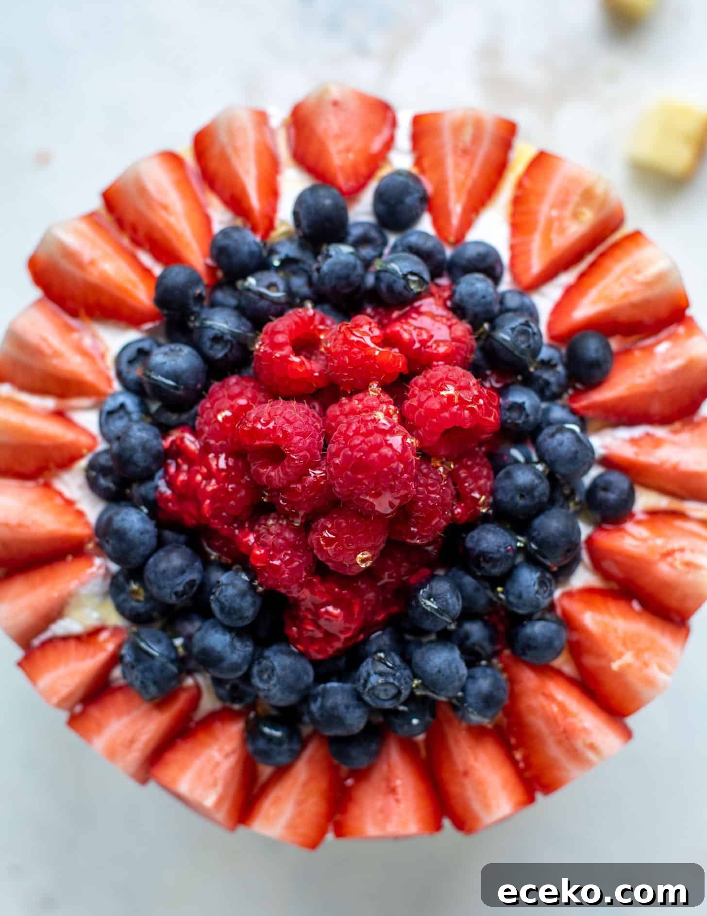 Triple-Berry Trifle with Fresh Raspberry Sauce 10 triple berry trifle with raspberry sauce