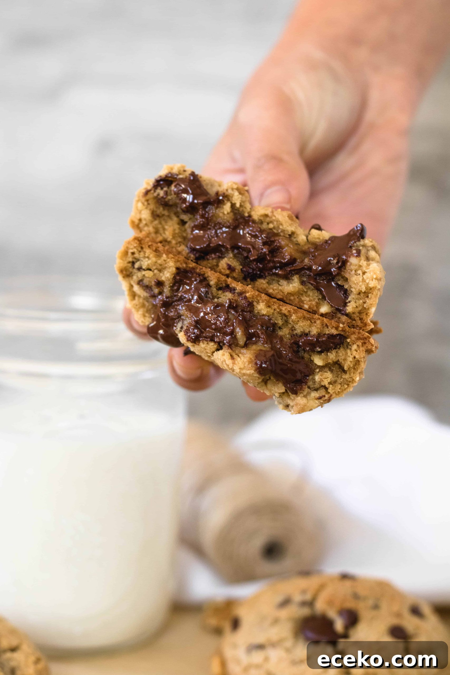 Baking in quarantine Walnut chocolate cookies