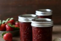 Homemade Strawberry Jam Recipe: Small-Batch Preserves