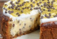 Classic Cannoli Cheesecake with Ricotta and Chocolate