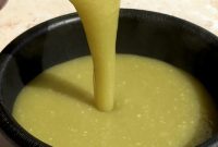 Taquería-Style Green Salsa