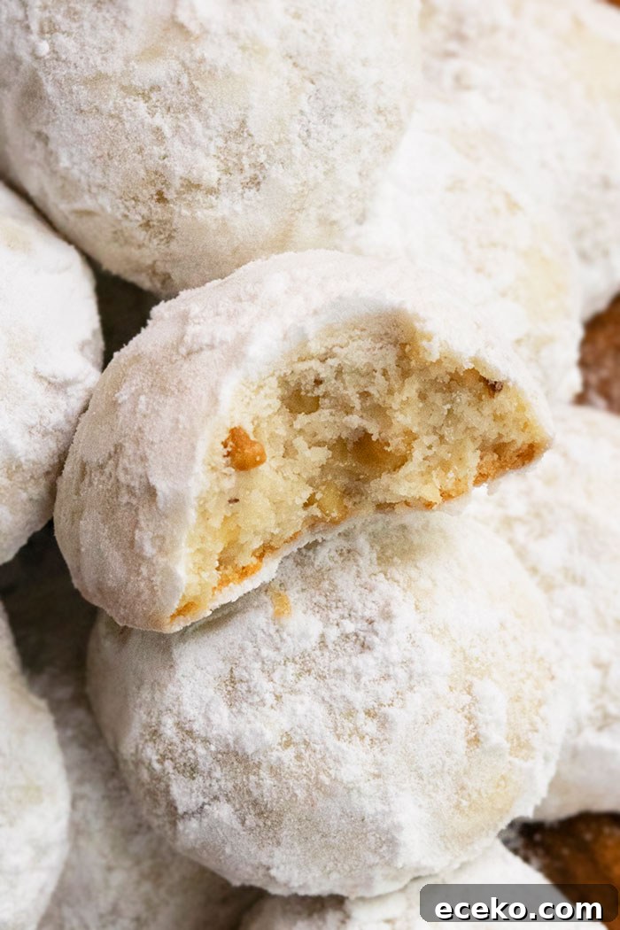 Snowball Cookies: Classic Wedding Cookie Recipe 3 Snowball Cookie Recipe