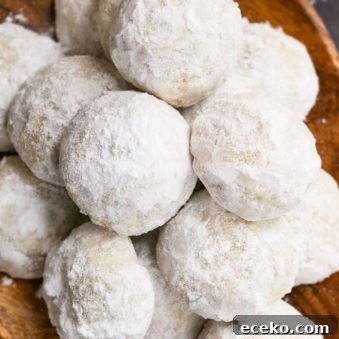 Snowball Cookies: Classic Wedding Cookie Recipe 5 Easy Pecan Snowball Cookies Recipe