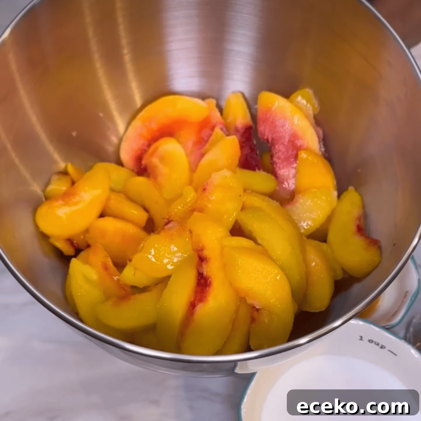 frozen peaches What is the difference between fresh and frozen peaches for cobbler?
